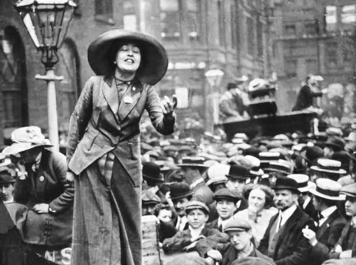 La vuelta al mundo con gafas moradas